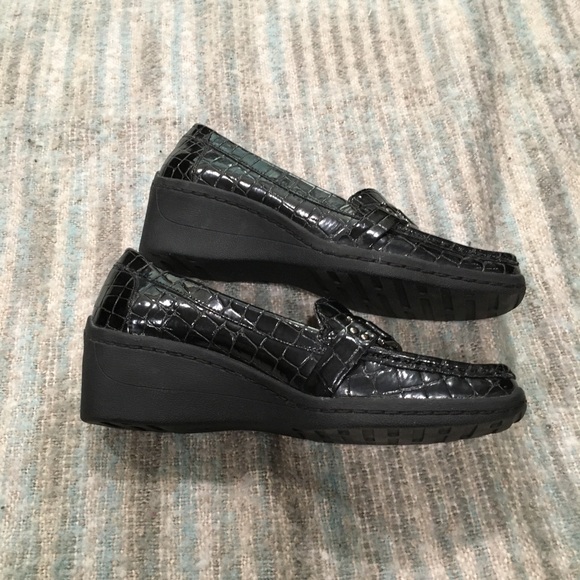 👠ANNE KLEIN BLACK DRESSY LOAFERS SIZE 8M - Picture 3 of 5